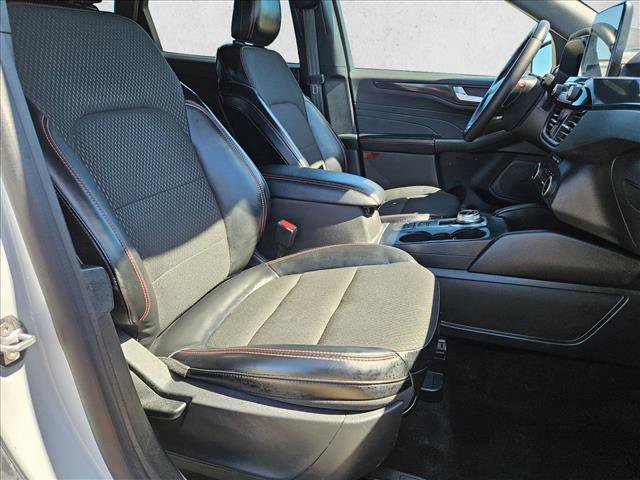 Used 2025 Ford Escape ST-Line Select AWD/4WD image 20