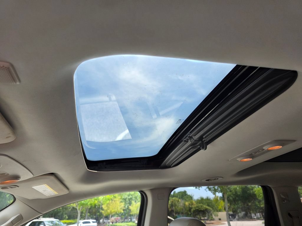 Used 2015 Chevrolet Traverse LT AWD/4WD image 14