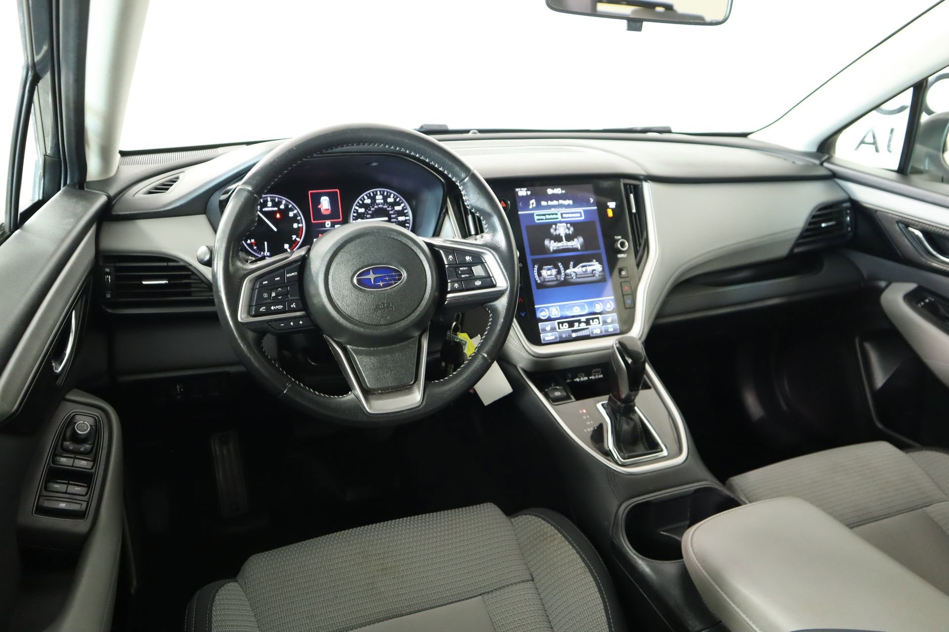 Used 2023 Subaru Outback Premium image 2