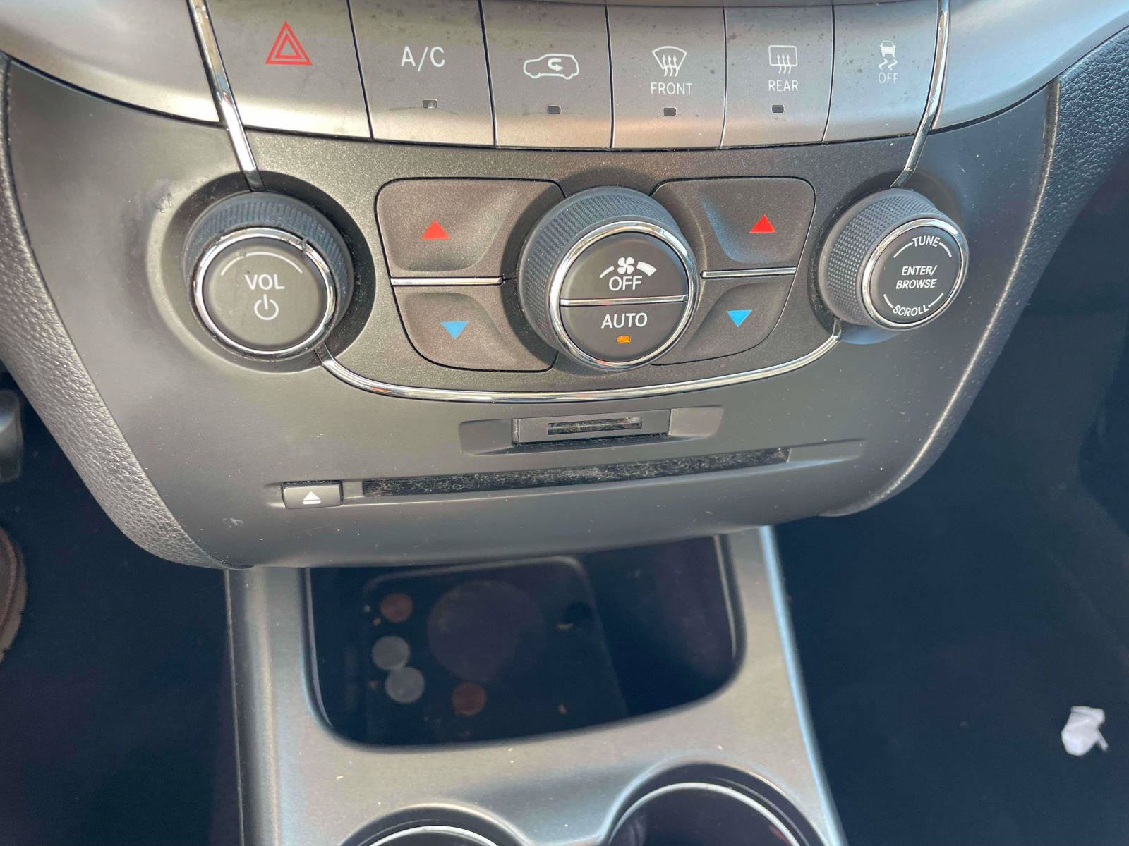 Used 2020 Dodge Journey Crossroad FWD image 18
