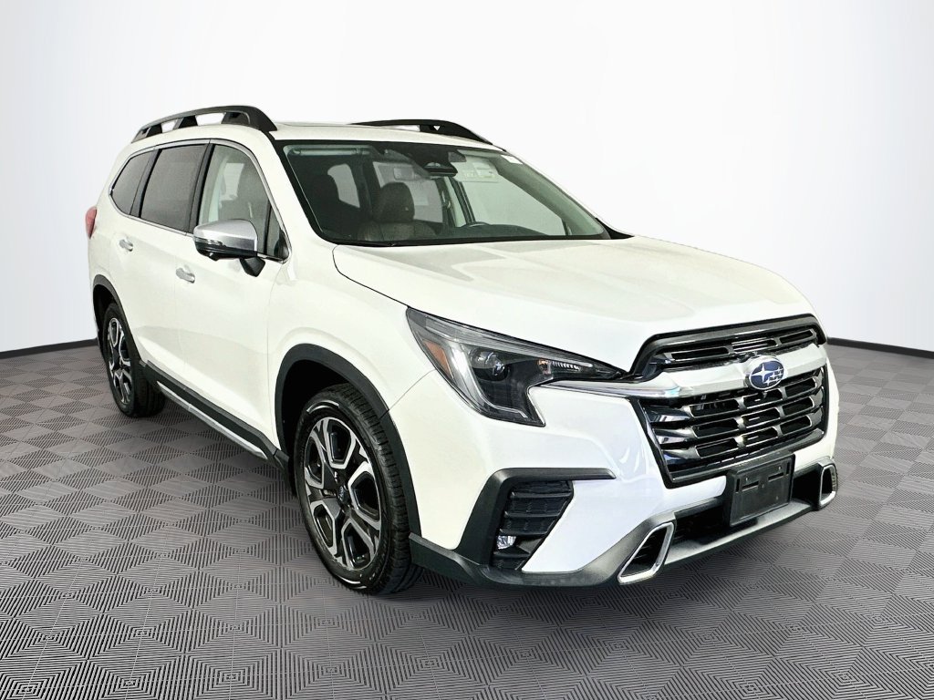 Used 2023 Subaru Ascent Touring AWD/4WD image 3