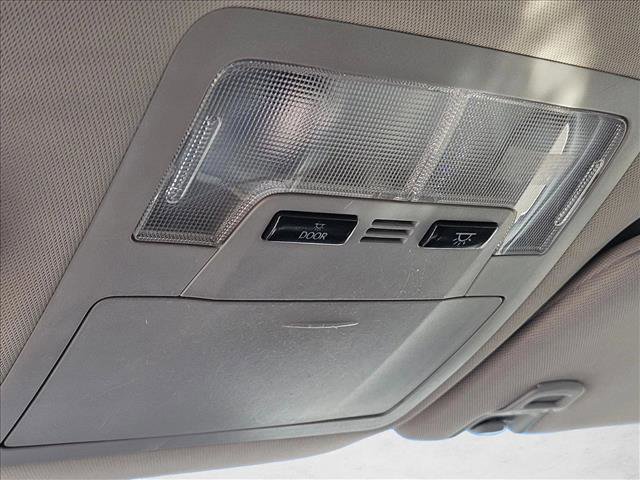 Used 2014 Toyota Avalon XLE FWD image 10