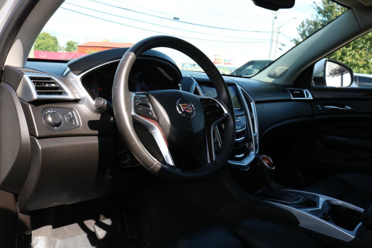 Used 2015 Cadillac SRX Luxury w/ Driver Awareness Package image 47