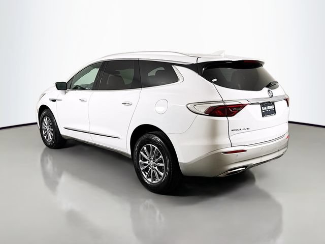 Used 2023 Buick Enclave Essence FWD image 5