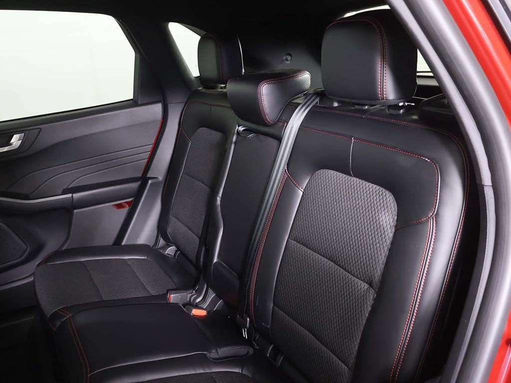 Used 2023 Ford Escape ST-Line w/ Tech Pack #1 AWD/4WD image 31