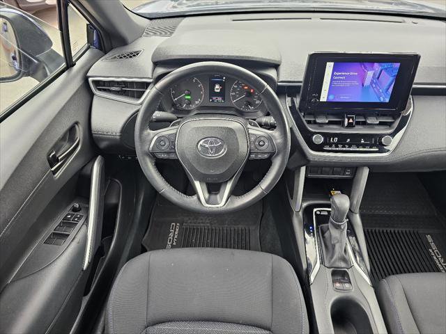 Used 2023 Toyota Corolla Cross AWD Hybrid image 5