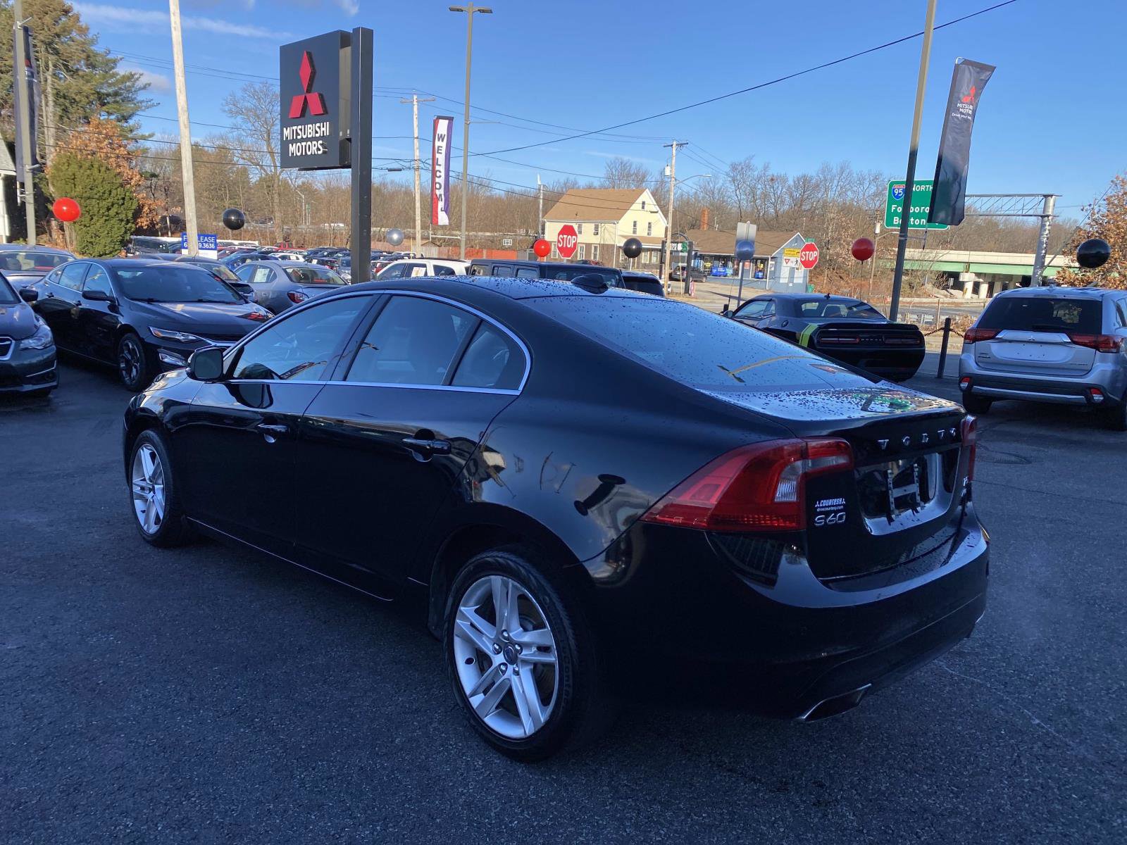 Used 2015 Volvo S60 T5 Platinum image 3