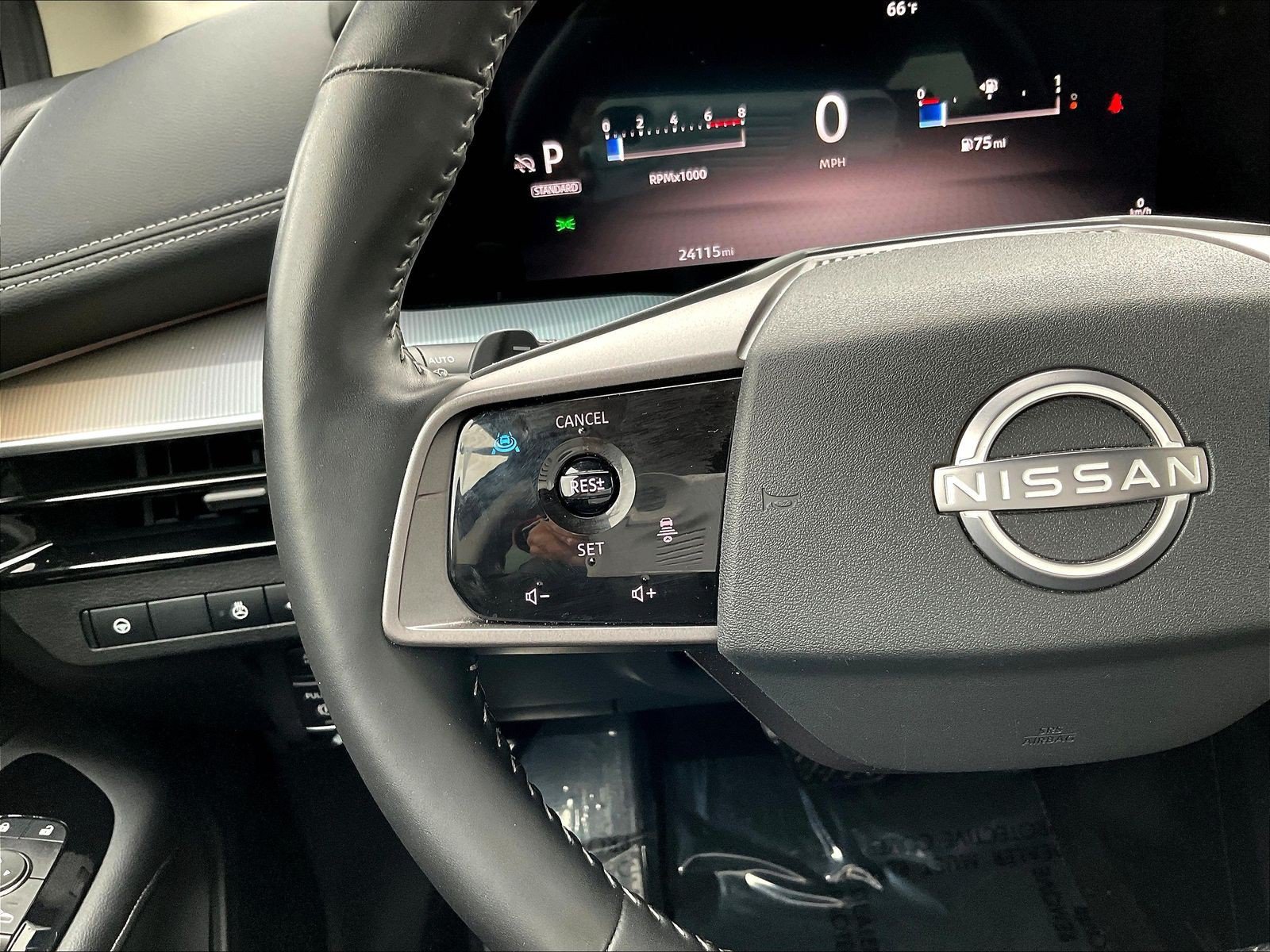 Certified 2025 Nissan Murano SL AWD/4WD image 14