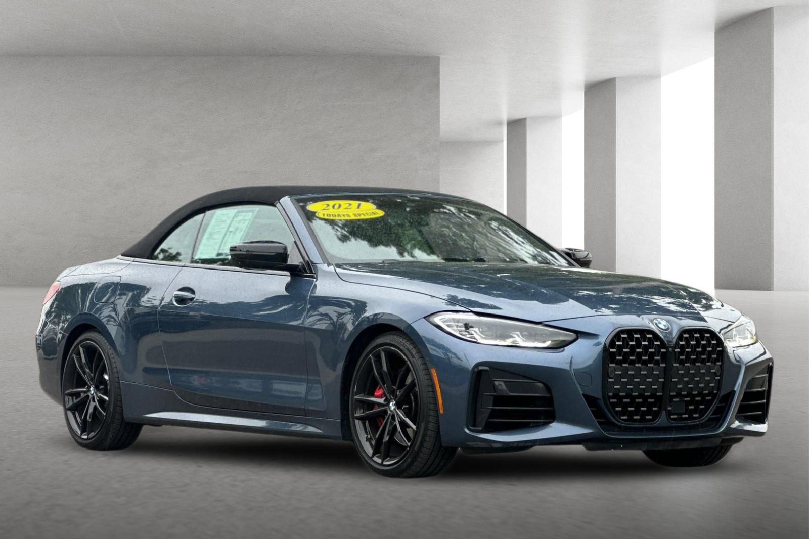 Used 2021 BMW M440i Convertible w/ Premium Package RWD image 10