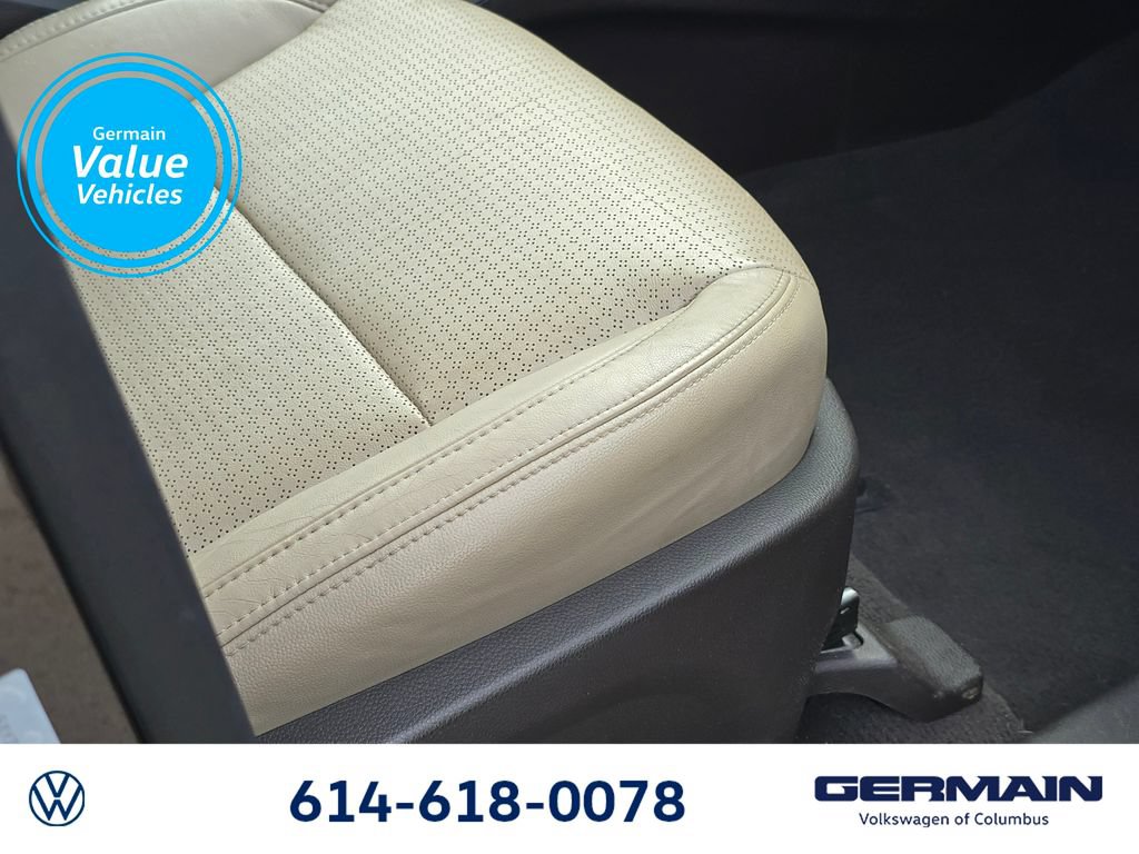 Used 2013 Hyundai Santa Fe Sport FWD image 26