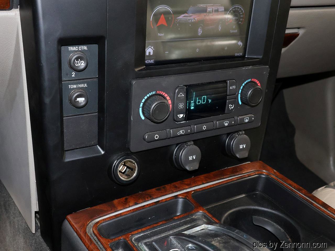 Used 2003 HUMMER H2 w/ Preferred Equipment Group image 16