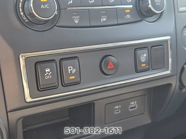 Used 2024 Nissan Titan SV w/ Accessory Utility Package AWD/4WD image 30