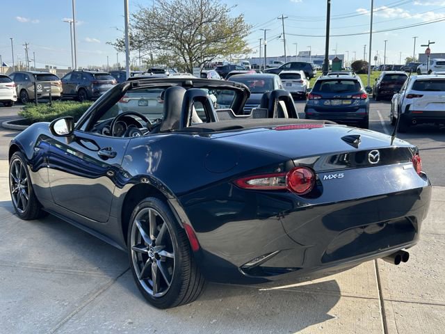 Used 2017 MAZDA MX-5 Miata Grand Touring RWD image 9