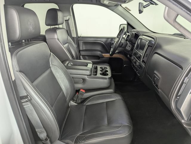 Used 2018 Chevrolet Silverado 1500 LTZ AWD/4WD image 23