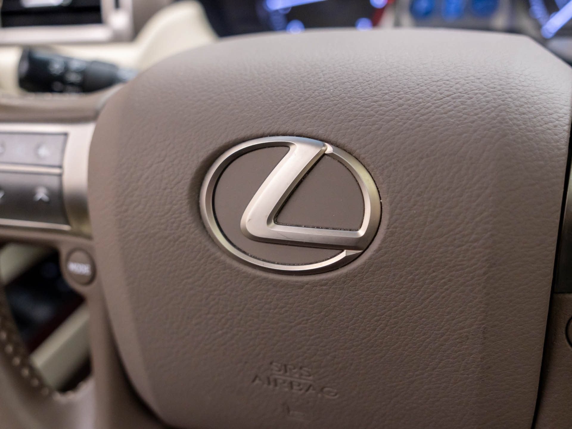 Used 2019 Lexus GX 460 Premium w/ Premium Package AWD/4WD image 25