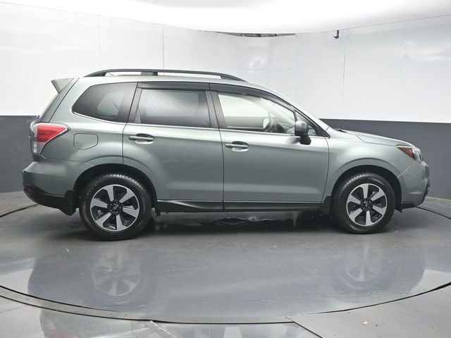 Used 2018 Subaru Forester 2.5i Limited AWD/4WD image 8