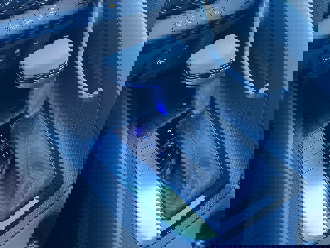 Used 2025 Hyundai Elantra Sport image 19