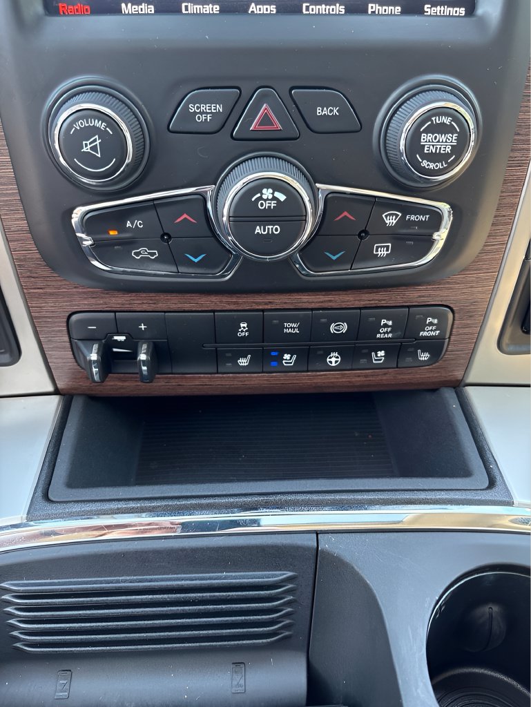 Used 2018 RAM 3500 Laramie AWD/4WD image 32
