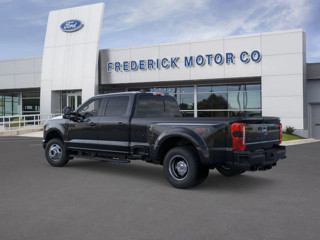 New 2026 Ford F350 4x4 Crew Cab DRW Super Duty image 4