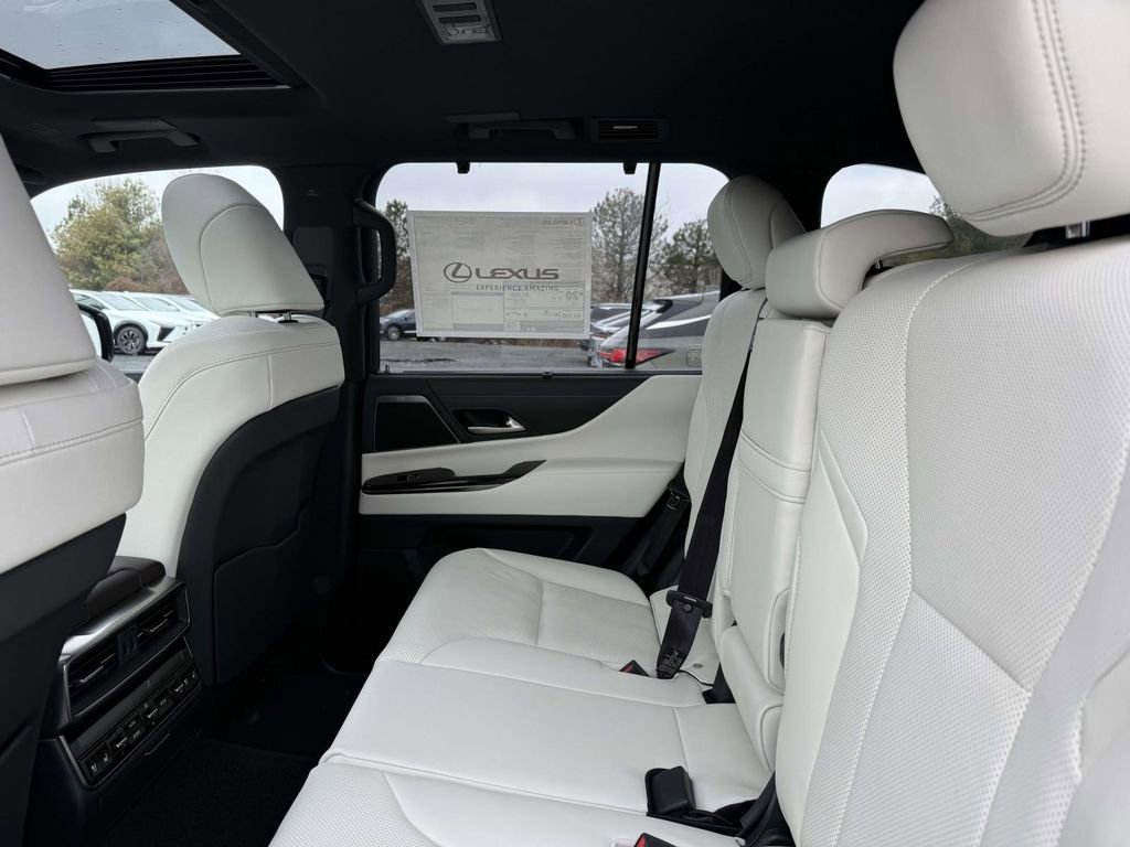 New 2026 Lexus LX 700h Luxury image 13