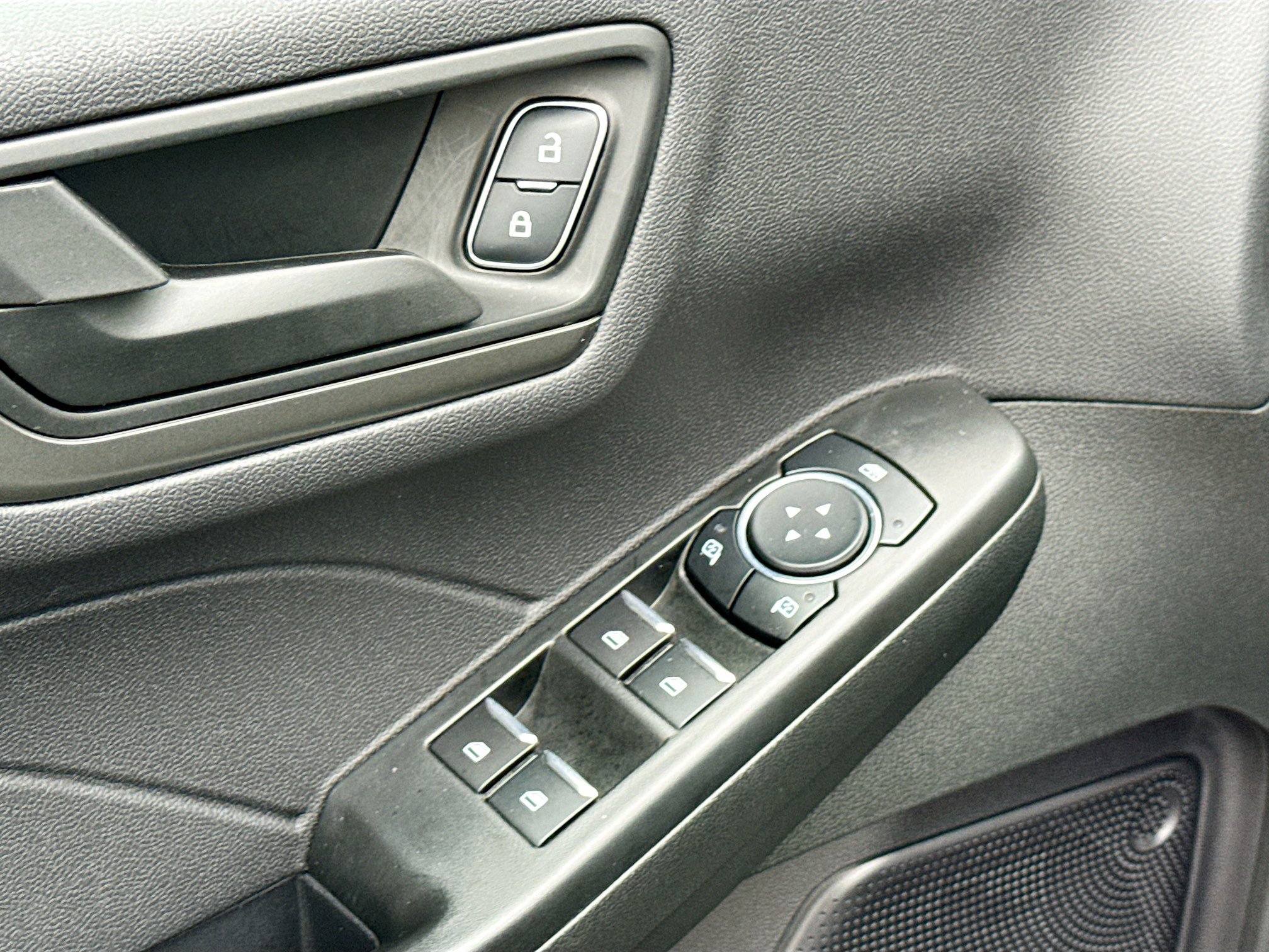 Used 2023 Ford Escape Active image 8