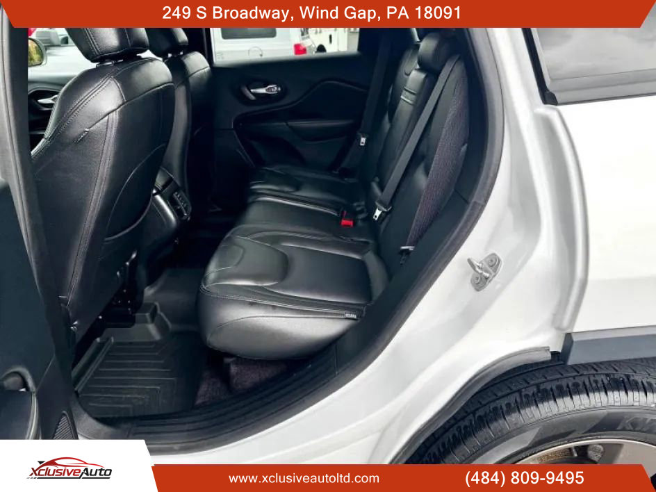 Used 2016 Jeep Cherokee 75th Anniversary image 17