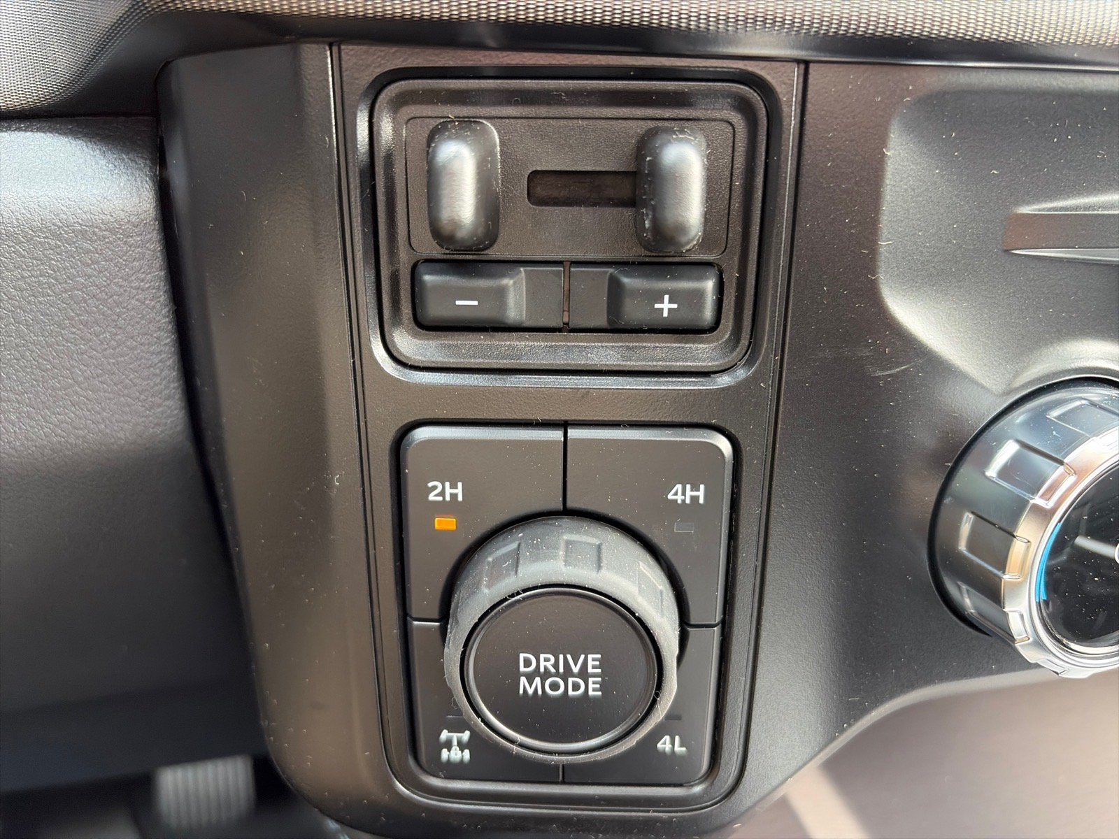 New 2026 Ford F250 Platinum AWD/4WD image 24