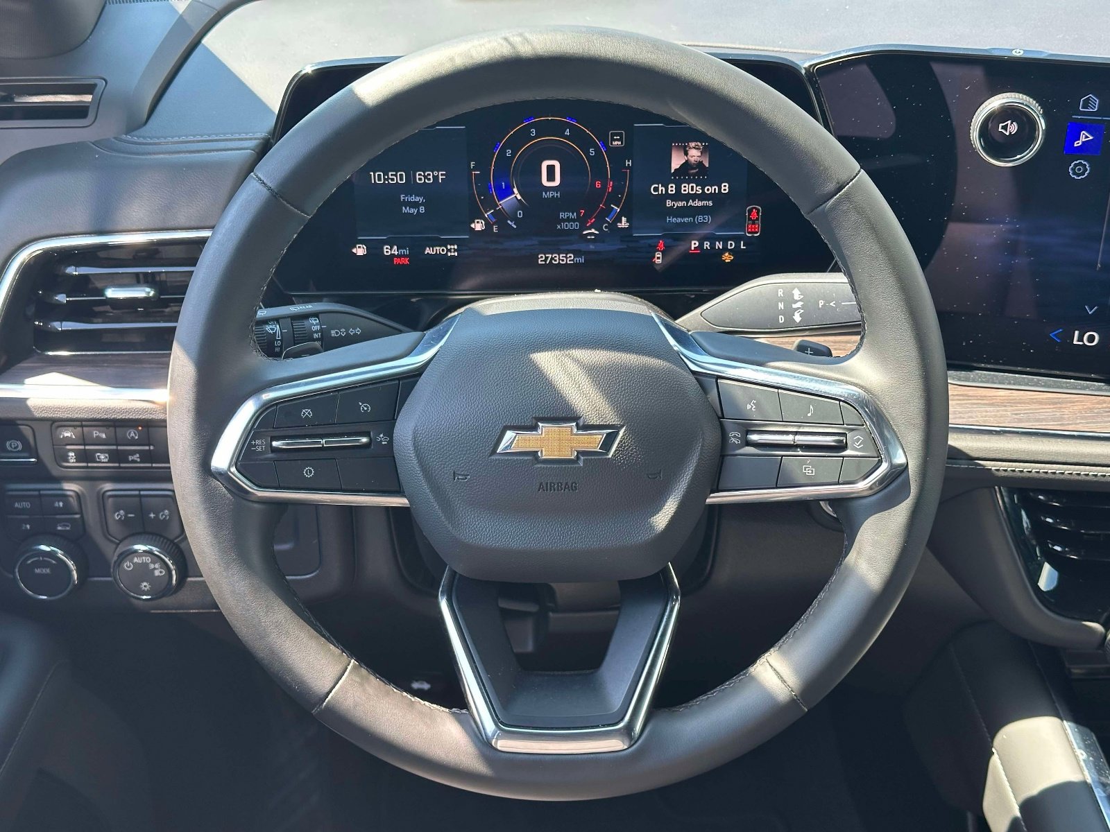 Used 2025 Chevrolet Tahoe LT AWD/4WD image 16