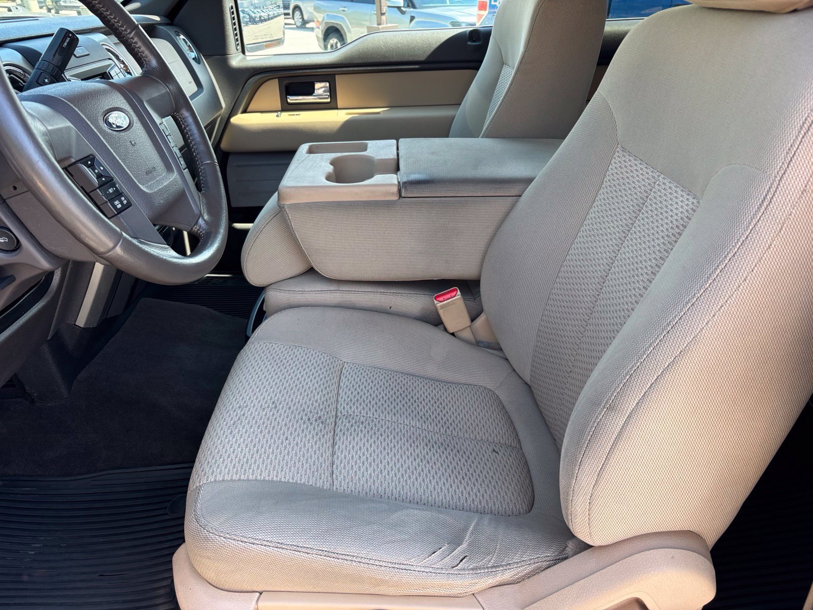 Used 2014 Ford F150 XLT w/ XLT Convenience Package RWD image 12