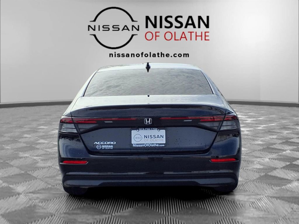 Used 2024 Honda Accord EX image 27