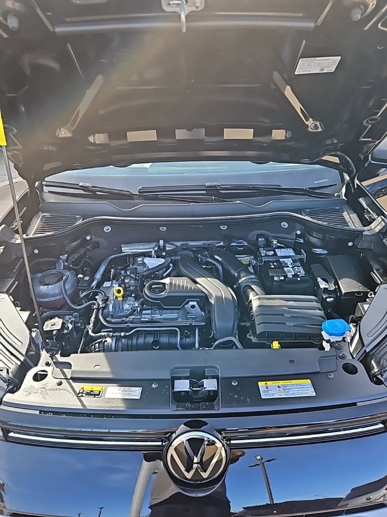 New 2026 Volkswagen Taos S image 10