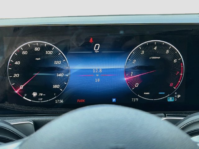 New 2026 Mercedes-Benz GLB 250 4MATIC image 11