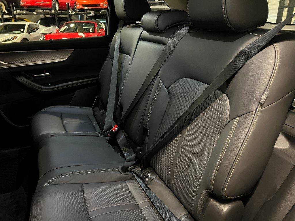 Used 2025 MAZDA CX-70 Plug-In Hybrid w/ Premium Pkg image 27