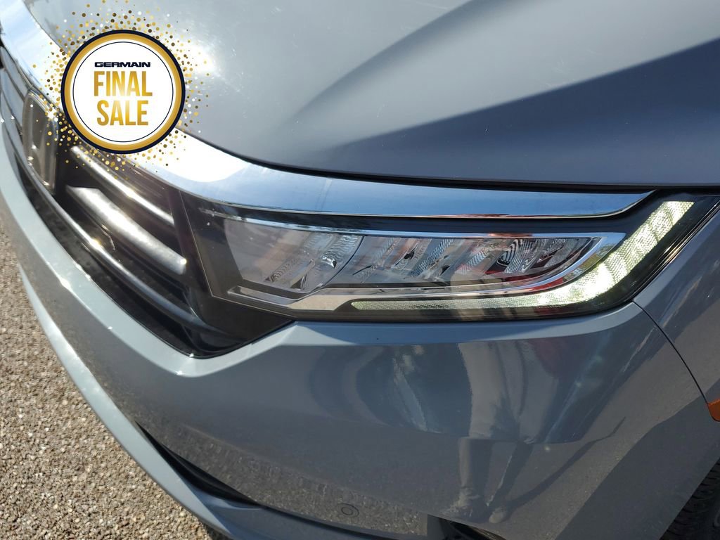 Used 2023 Honda Odyssey Elite image 11