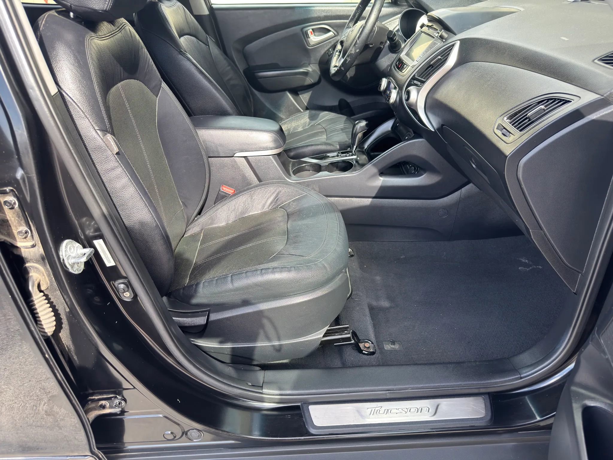 Used 2013 Hyundai Tucson Limited w/ Premium Pkg image 15