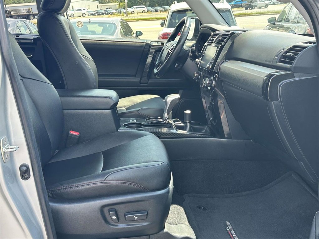 Used 2024 Toyota 4Runner TRD Off-Road Premium image 6