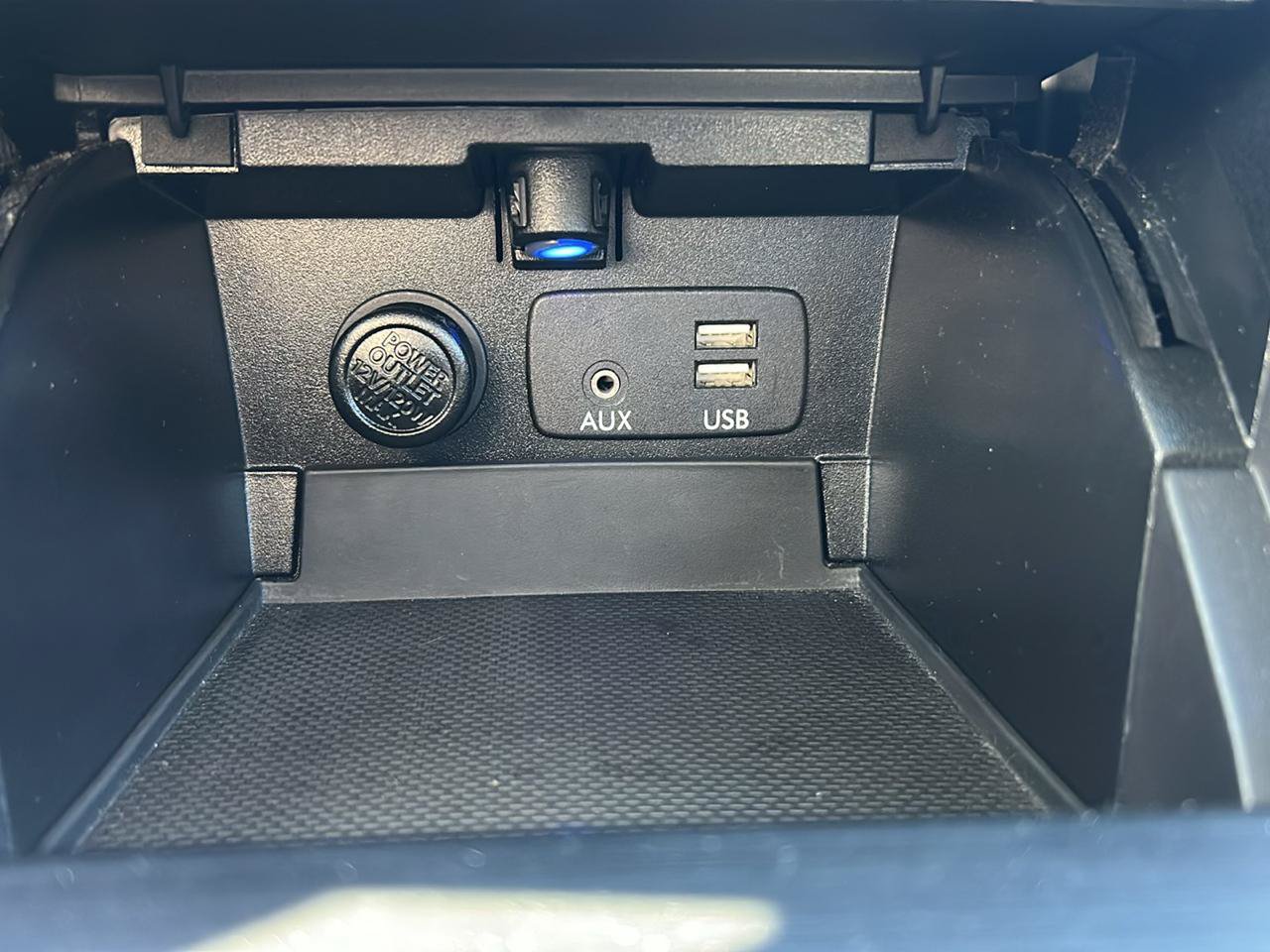 Used 2016 Subaru Legacy 3.6R Limited AWD/4WD image 19