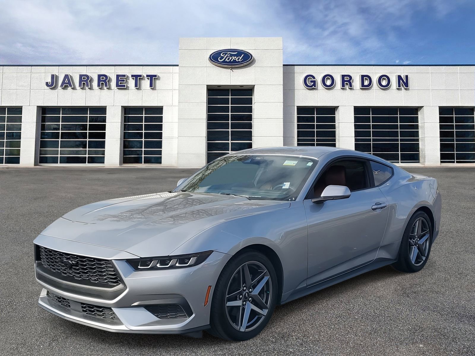 Used 2024 Ford Mustang Premium image 2