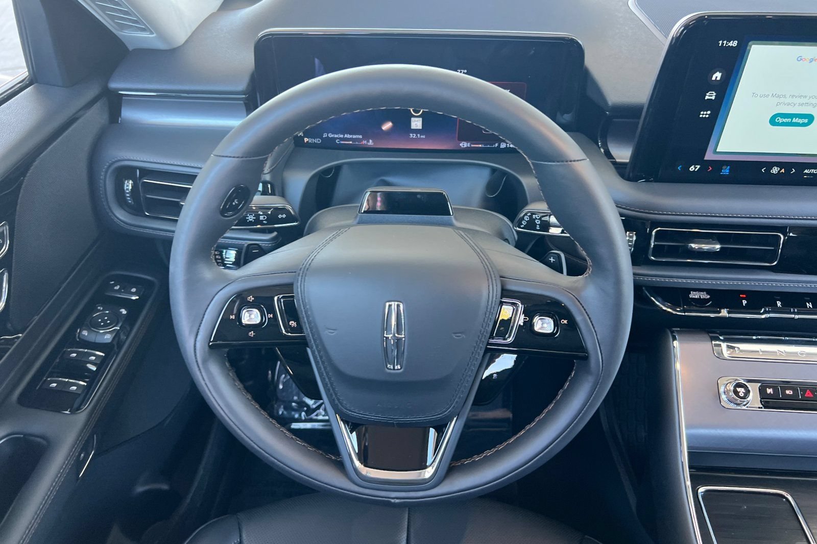 New 2026 Lincoln Aviator 2WD w/ Jet Appearance Package image 11