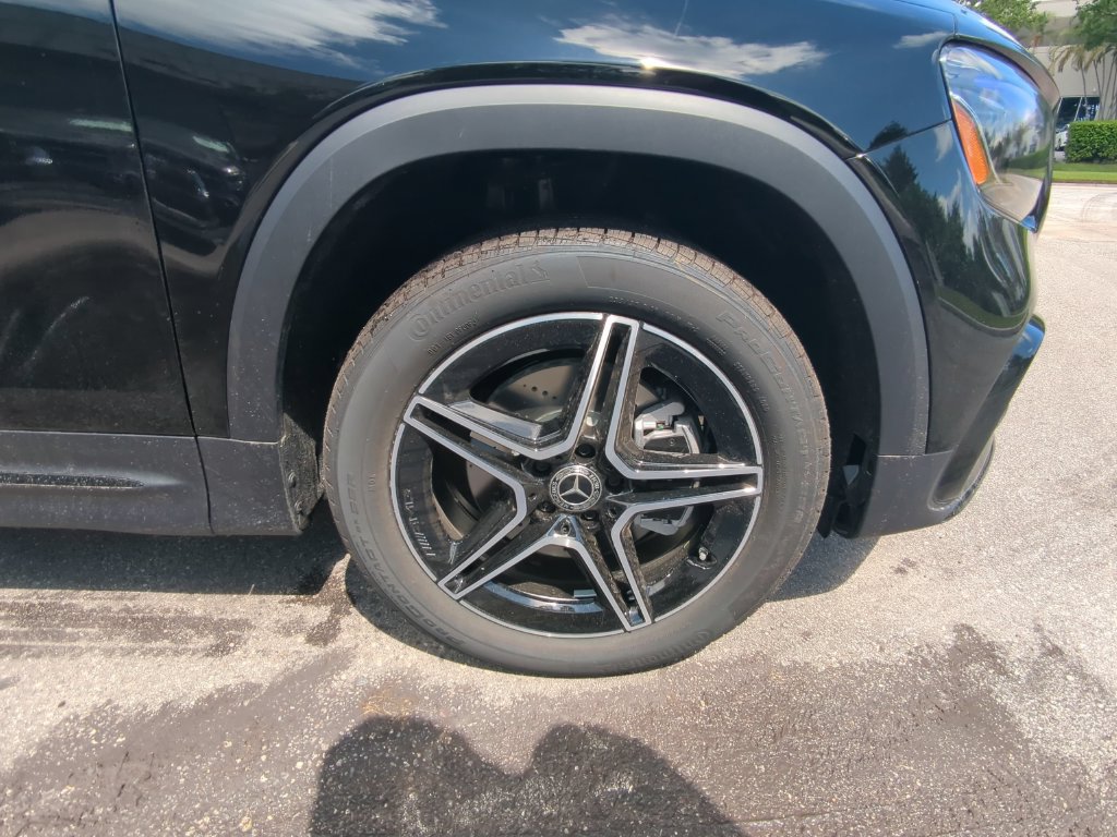 Used 2026 Mercedes-Benz GLB 250 image 24
