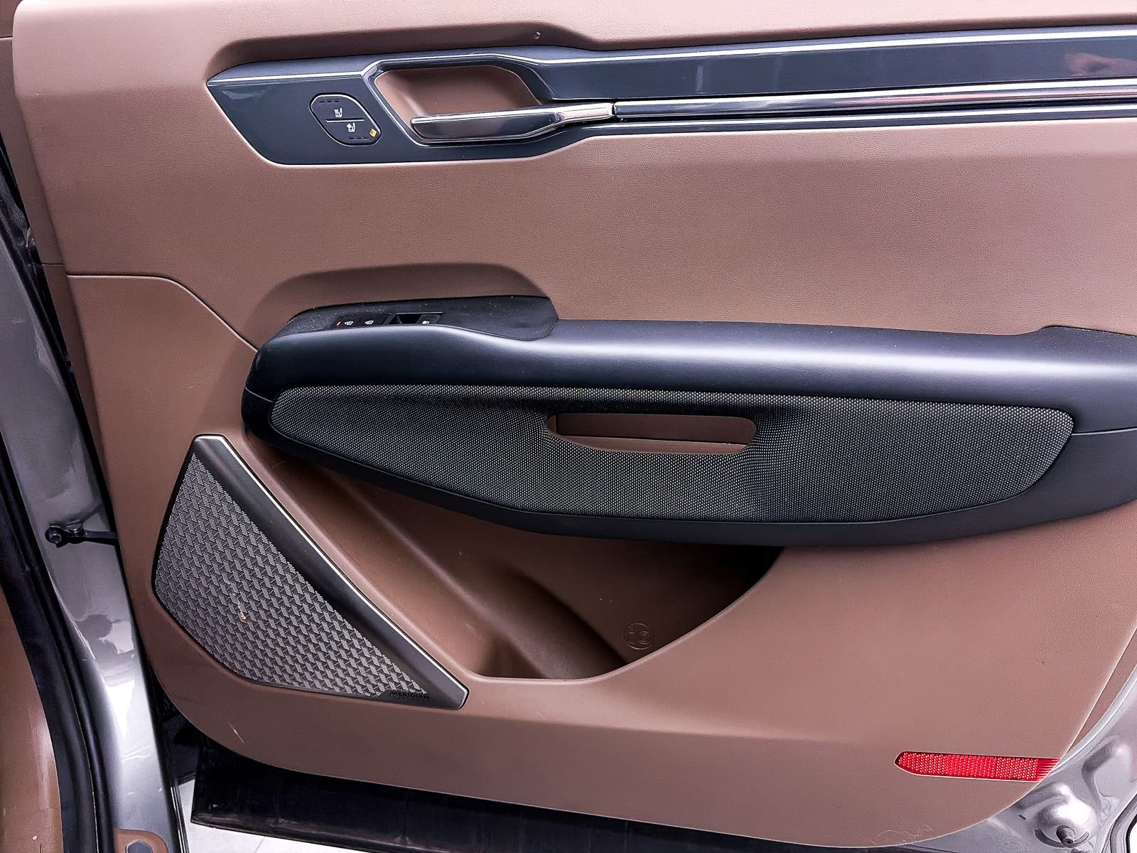 Used 2024 Kia EV9 GT-Line image 41