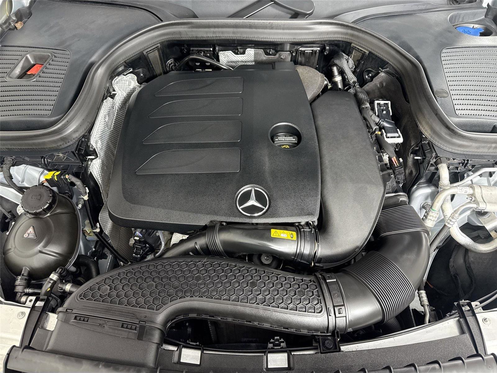 Used 2023 Mercedes-Benz GLC 300 4MATIC Coupe image 41