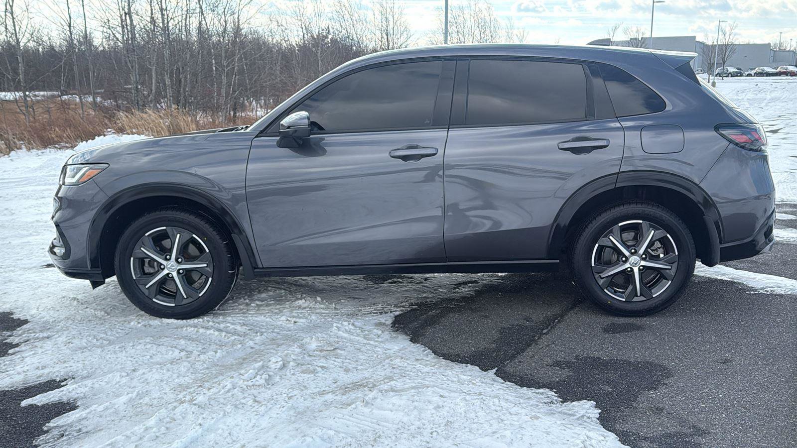 Used 2024 Honda HR-V EX-L image 13