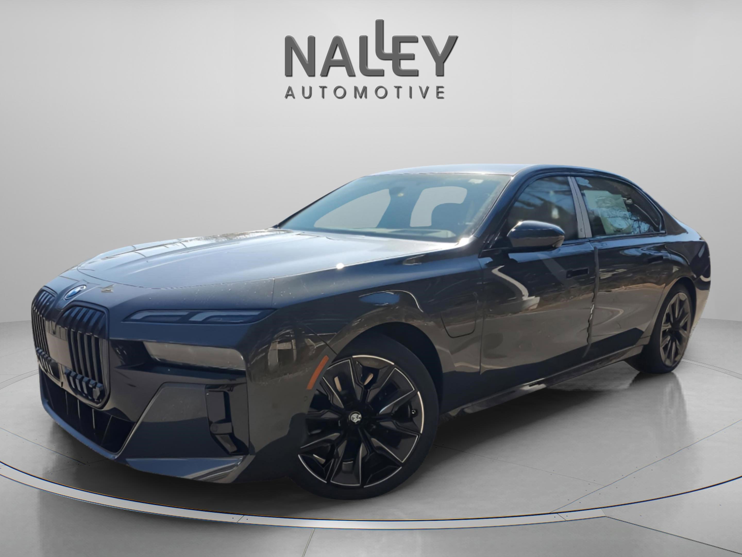 Used 2025 BMW 750e xDrive 360° Tour