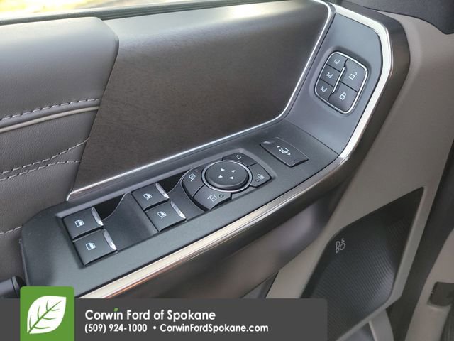 Used 2025 Ford F450 Platinum w/ Platinum Plus Package image 25