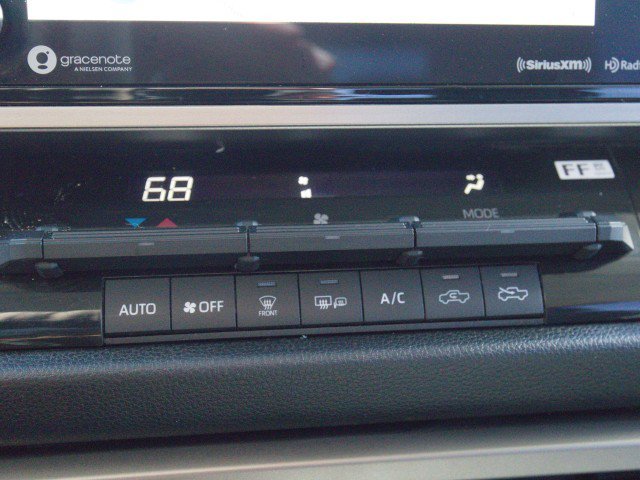 Used 2022 Toyota Tundra SR5 w/ SR5 Convenience Package AWD/4WD image 24