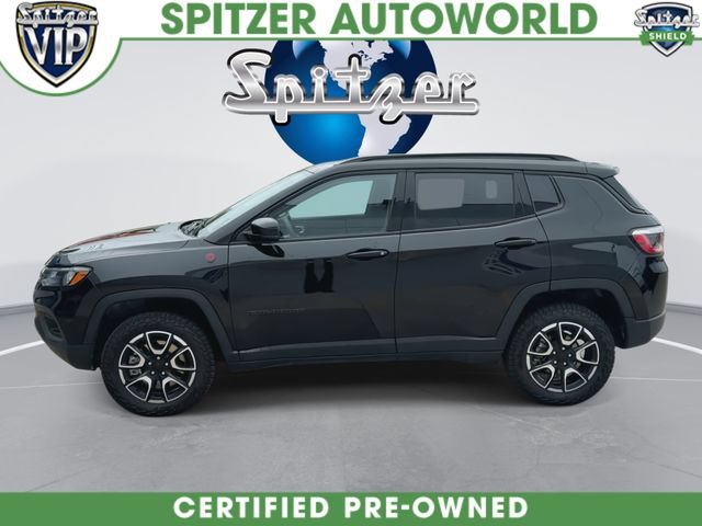 Used 2024 Jeep Compass Trailhawk AWD/4WD image 6