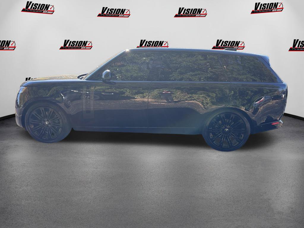 Used 2023 Land Rover Range Rover Long Wheelbase SE AWD/4WD image 9