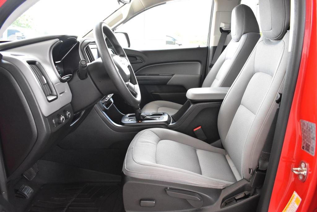 Used 2020 Chevrolet Colorado W/T w/ Custom Special Edition AWD/4WD image 3
