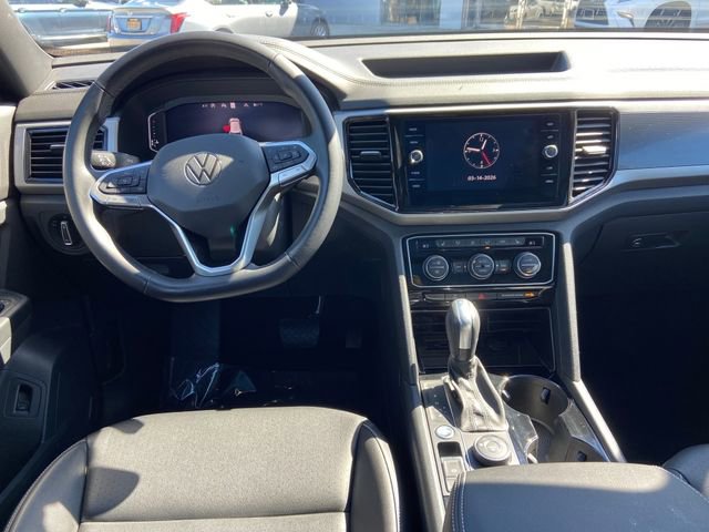 Used 2020 Volkswagen Atlas Cross Sport SEL image 12